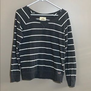 Hollister long sleeved tee
